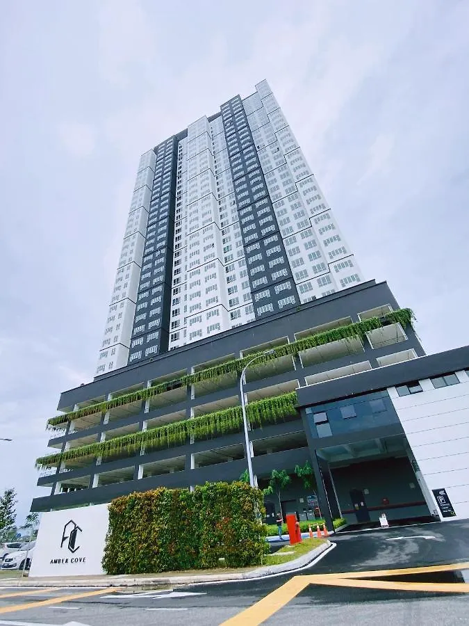 Amber Cove-Melaka-5 Pax-Netflix-Jbr Apartment Malaysia