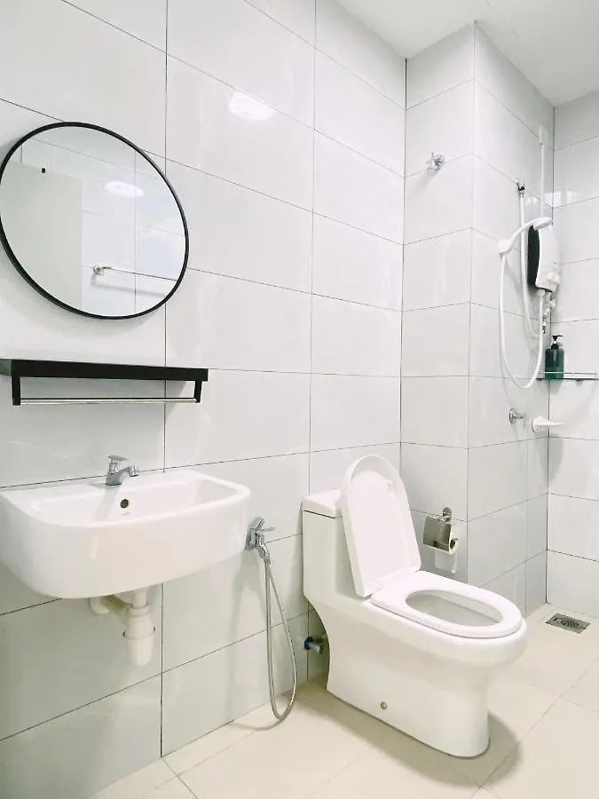 Amber Cove-Melaka-5 Pax-Netflix-Jbr Apartment Malaysia