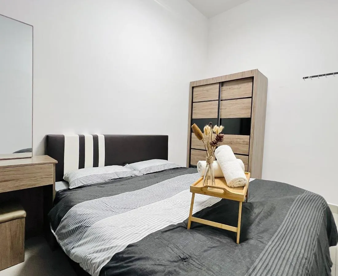 Amber Cove-Melaka-5 Pax-Netflix-Jbr Apartment Malacca